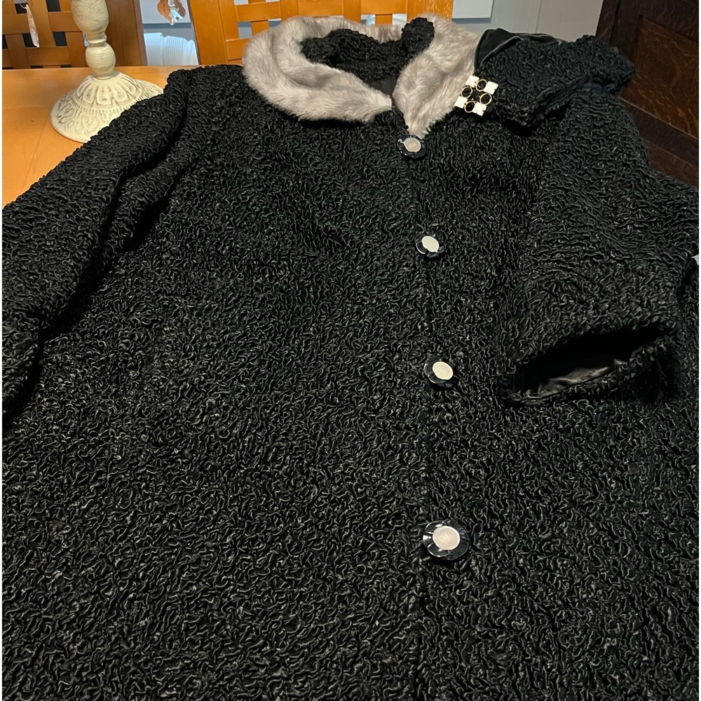 Black Faux Fur  lamb Coat with Gray Faux Fur Collar - Picture 5 of 8